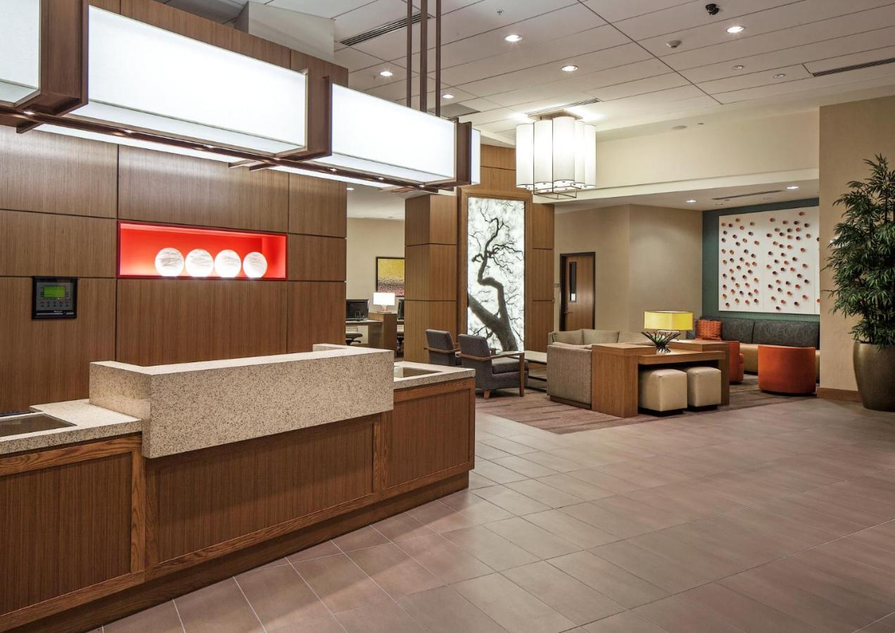 Hyatt Place Lincoln/Downtown-Haymarket Екстериор снимка
