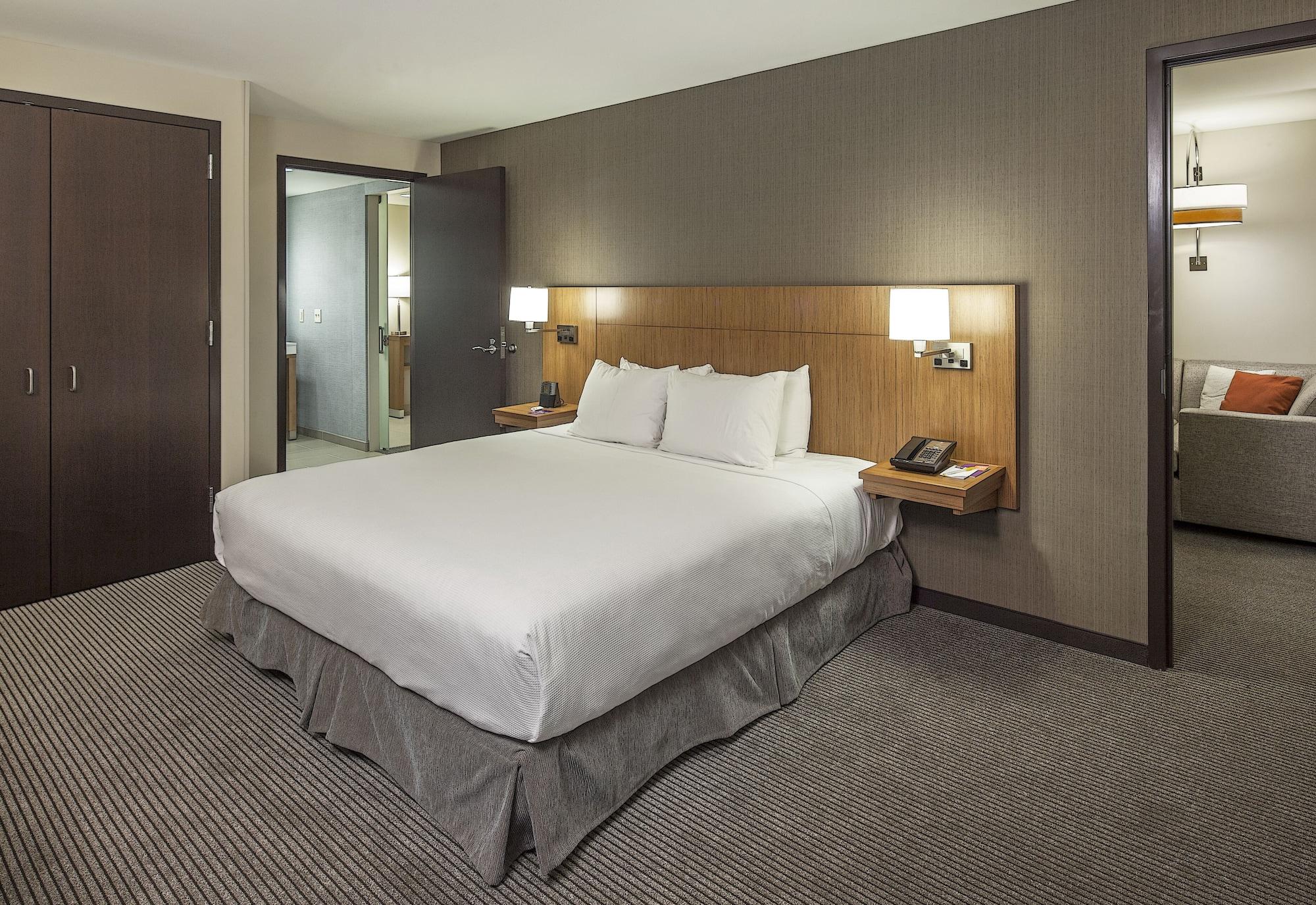 Hyatt Place Lincoln/Downtown-Haymarket Екстериор снимка