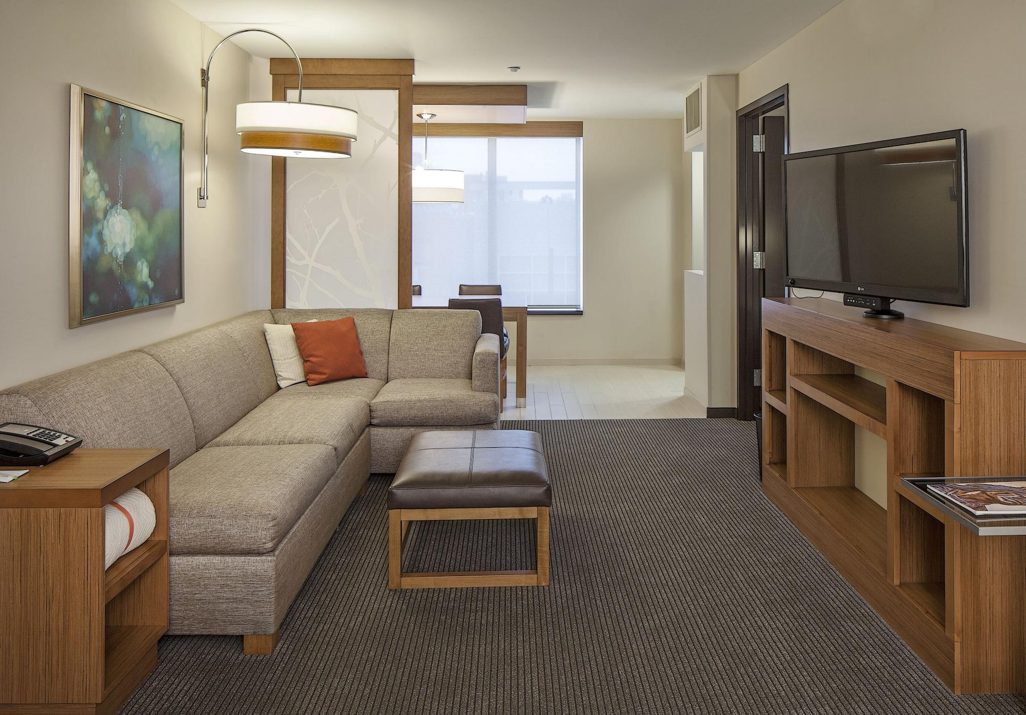 Hyatt Place Lincoln/Downtown-Haymarket Екстериор снимка